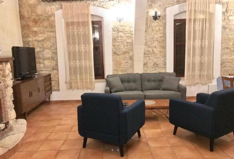 Komi Lofou House By Trulycyprus