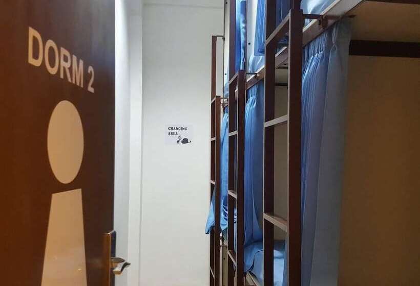 Mador Malang Dorm Hostel