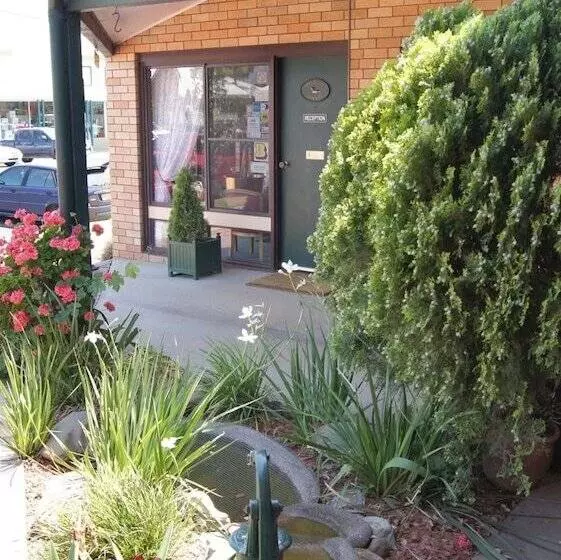 Ningana Motel