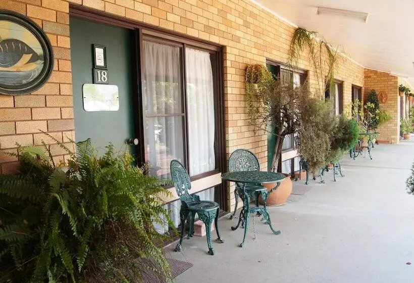 Ningana Motel