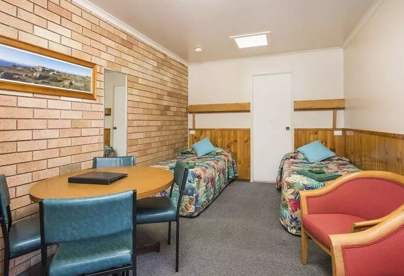 Ningana Motel