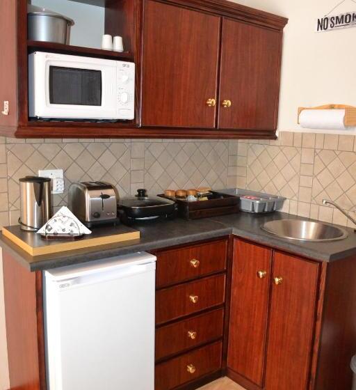 膳宿费 La Paix Guesthouse