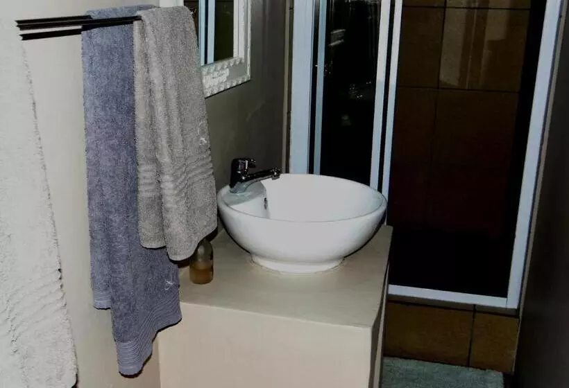 ペンション La Paix Guesthouse