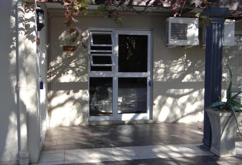 膳宿费 La Paix Guesthouse