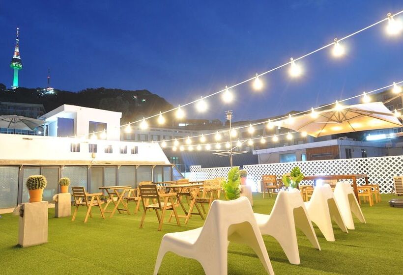 Pansiyon Myeongdong Rooftop Hostel