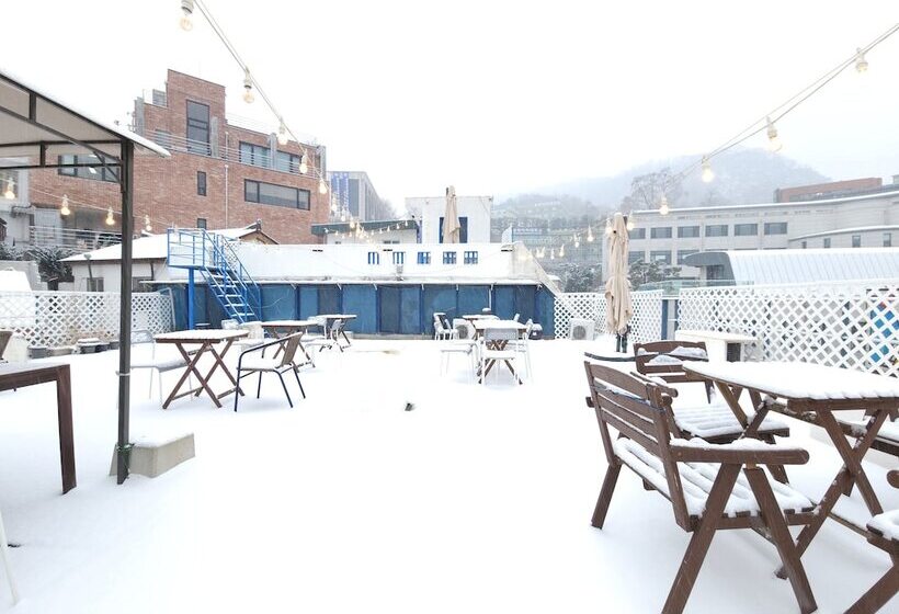 Pansiyon Myeongdong Rooftop Hostel