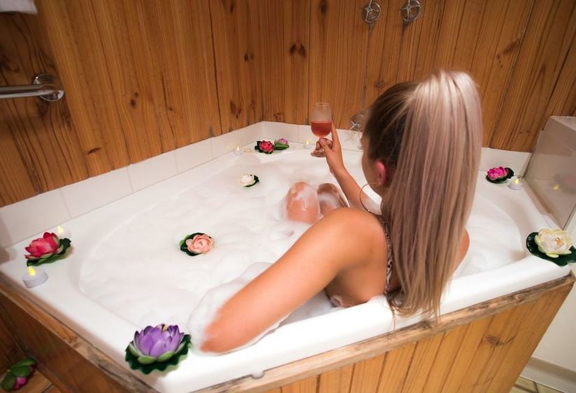 Seppelts View Cabins