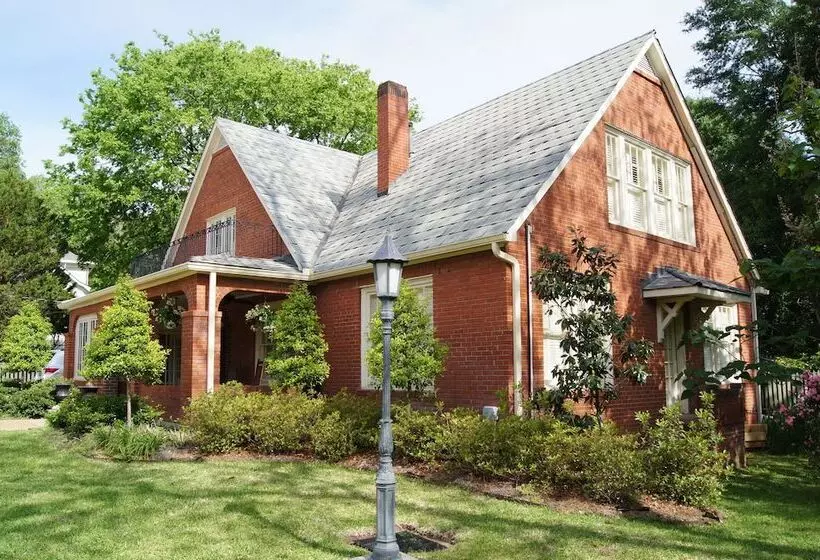 The Good House B&b