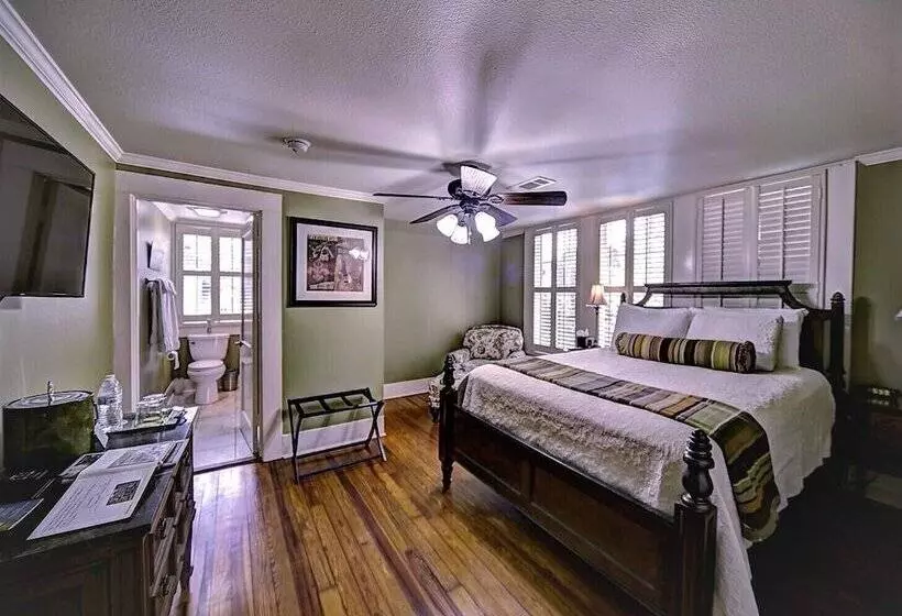 The Good House B&b