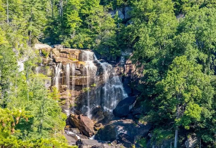 Cashiers Cabin W/ Stunning Views Near Waterfalls!