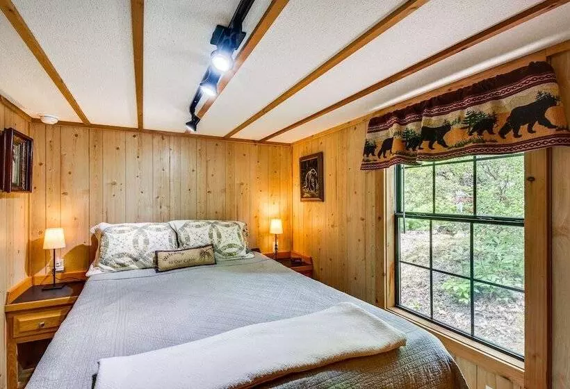 Cashiers Cabin W/ Stunning Views Near Waterfalls!