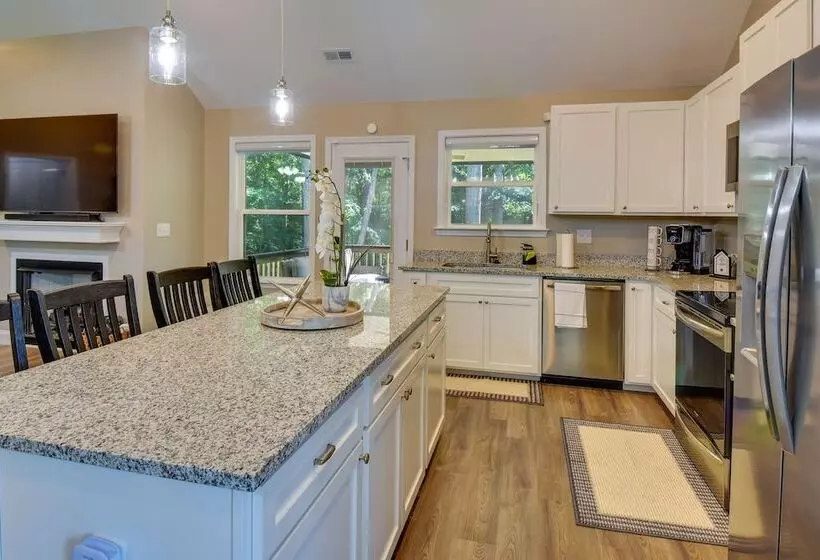 Charming Pendleton Retreat ~ 5 Mi To Clemson!