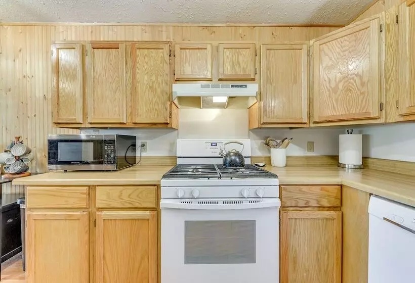 Cloudcroft Mountain Retreat ~ 5 Mi To Skiing!