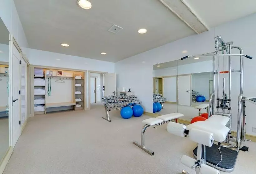 Cora Home W/ Mountain Views   Fishing On Site!