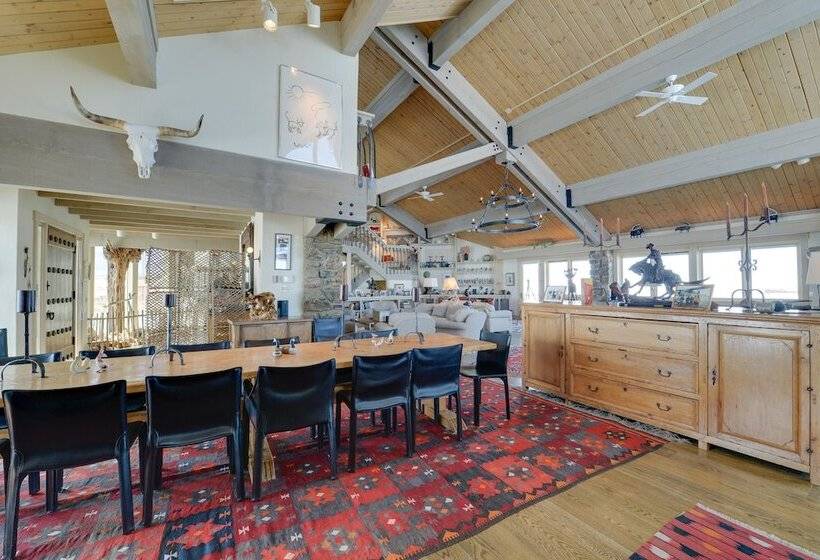 Cora Home W/ Mountain Views   Fishing On Site!