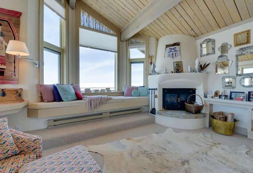 Cora Home W/ Mountain Views   Fishing On Site!