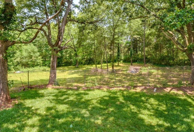 Cozy Cabin Near Lake Hartwell & Clemson University