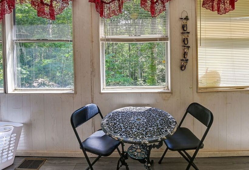 Cozy Country Cabin 4 Mi To Cave Run Lake!
