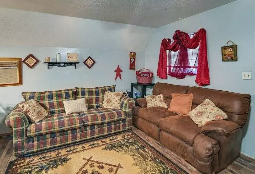Cozy Country Cabin 4 Mi To Cave Run Lake!