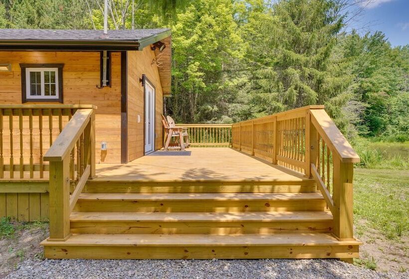 Cozy Ellicottville Cabin W/ Water Views Near Ski