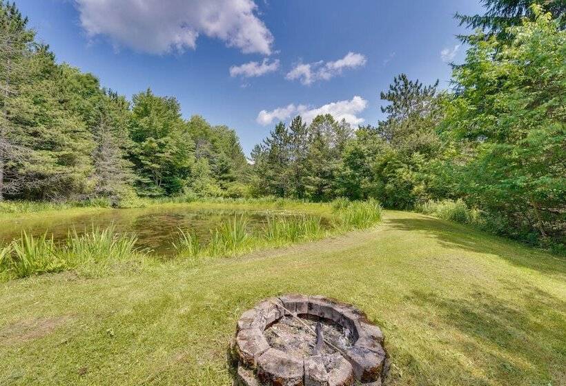 Cozy Ellicottville Cabin W/ Water Views Near Ski