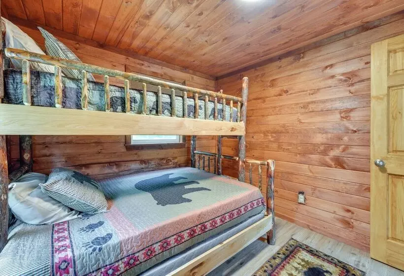 Cozy Ellicottville Cabin W/ Water Views   Near Ski