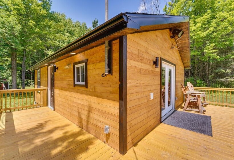 Cozy Ellicottville Cabin W/ Water Views Near Ski