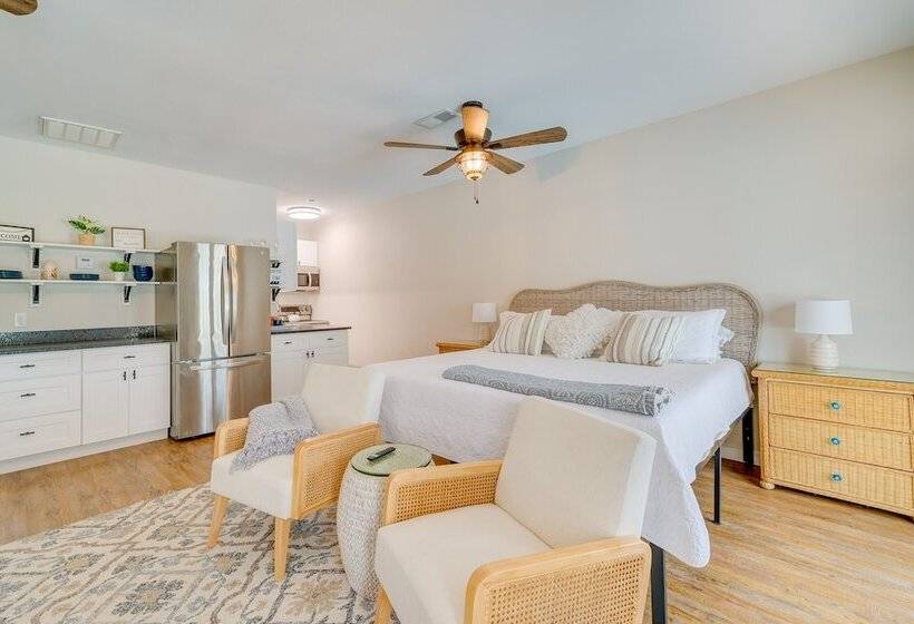 Cozy Ocala Retreat W/ Pool, Screened Lanai!