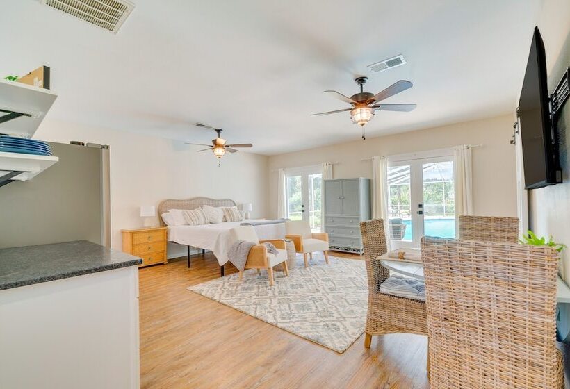 Cozy Ocala Retreat W/ Pool, Screened Lanai!