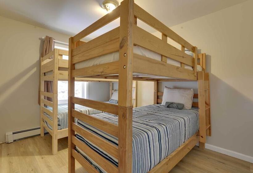 Cozy Dingmans Ferry Home W/ Grill, Near Waterfalls