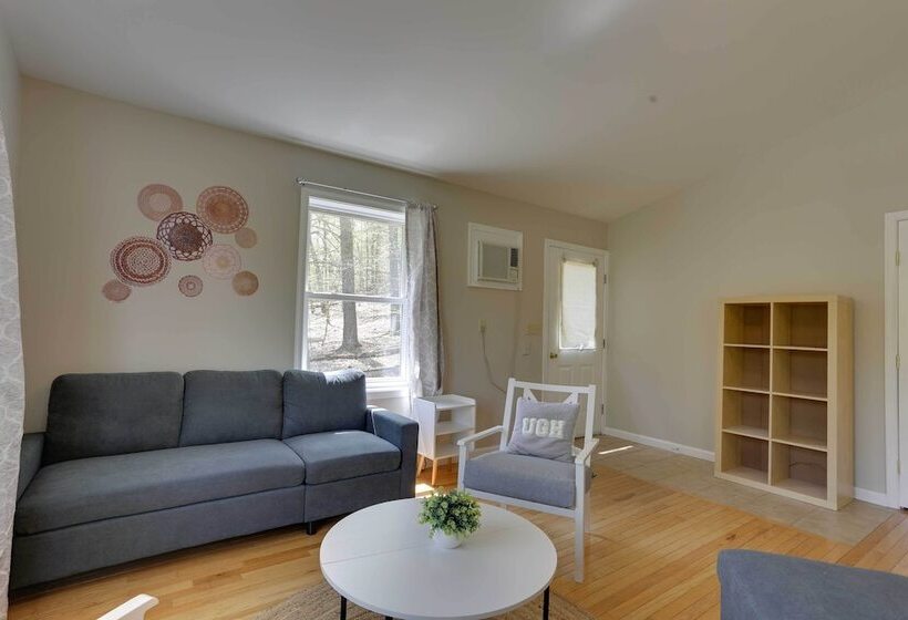 Cozy Dingmans Ferry Home W/ Grill, Near Waterfalls