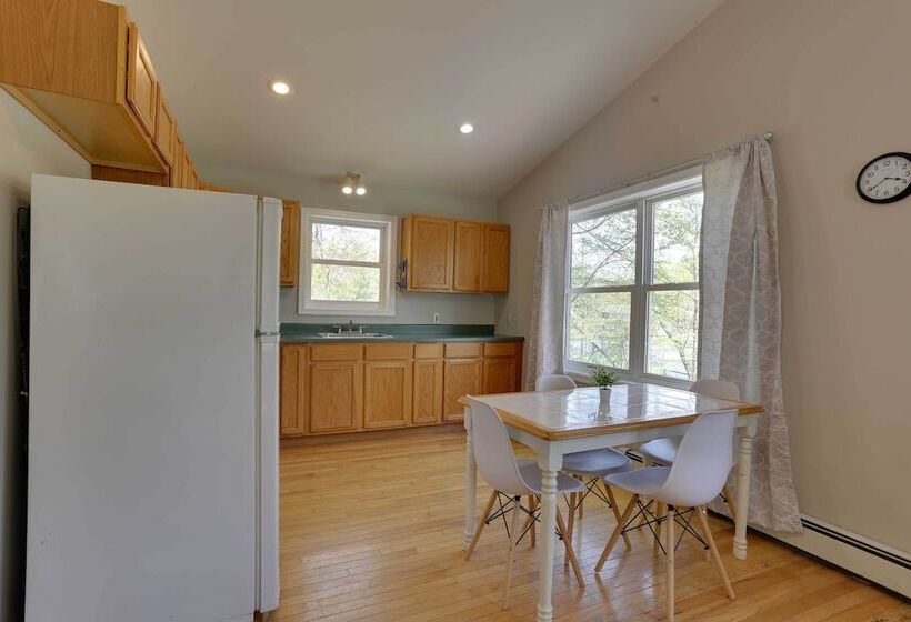 Cozy Dingmans Ferry Home W/ Grill, Near Waterfalls