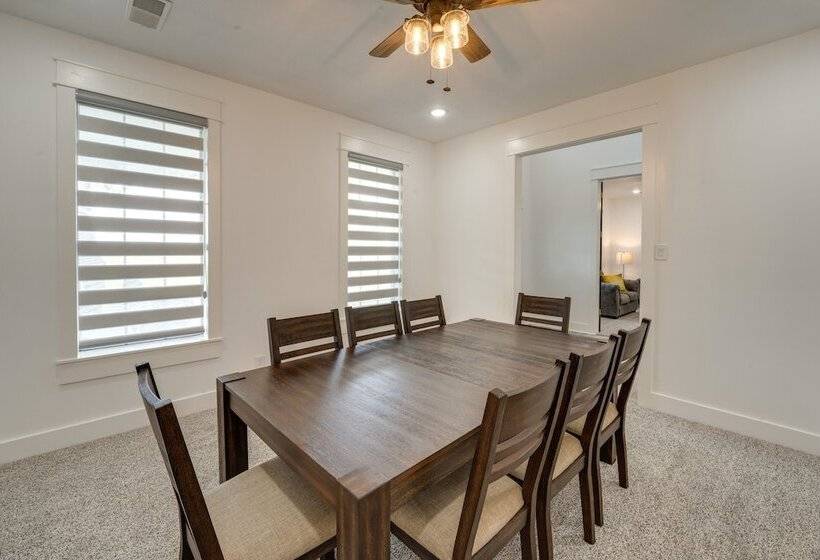 Expansive Pilot Point Home W/ Fireplace!