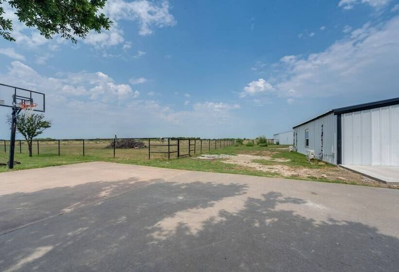 Expansive Pilot Point Home W/ Fireplace!