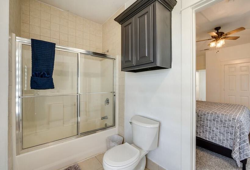 Expansive Pilot Point Home W/ Fireplace!