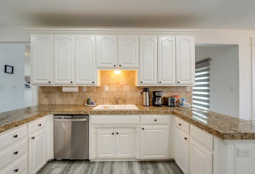 Expansive Pilot Point Home W/ Fireplace!