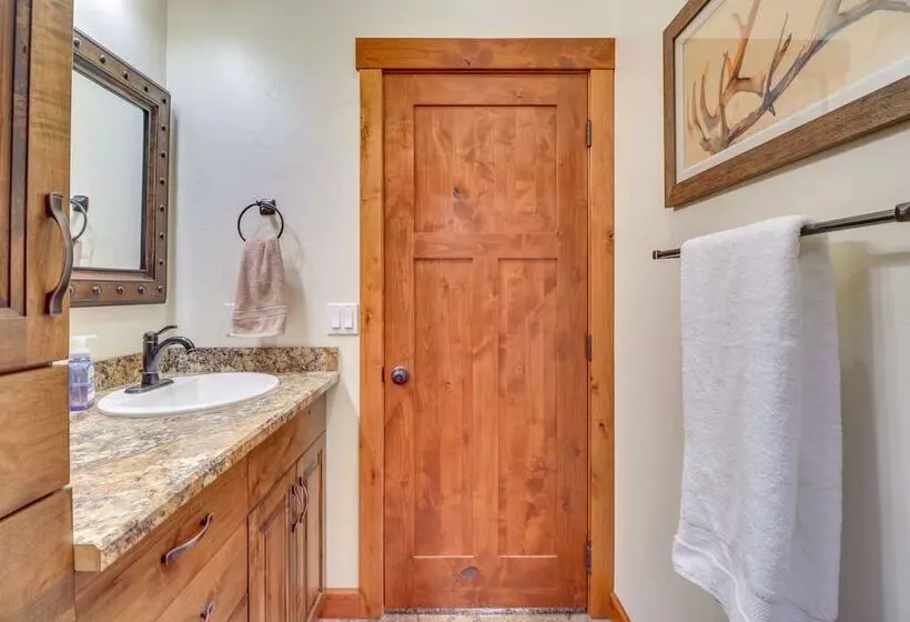 Flathead Lake Base Camp In Somers: Lake View!