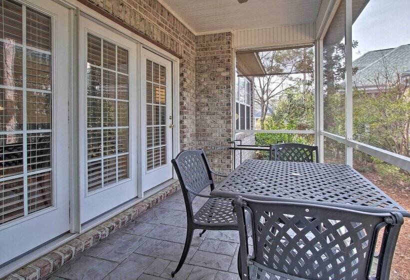 Homey Southport Retreat ~ 8 Mi To Downtown!