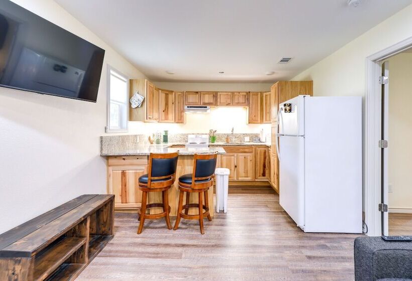 Horse Friendly Weatherford Oasis W/ Splash Pool