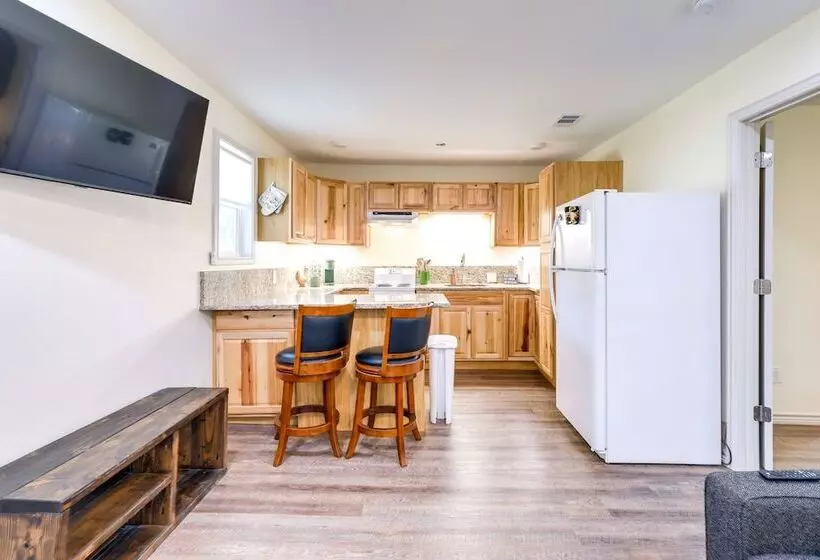 Horse Friendly Weatherford Oasis W/ Splash Pool