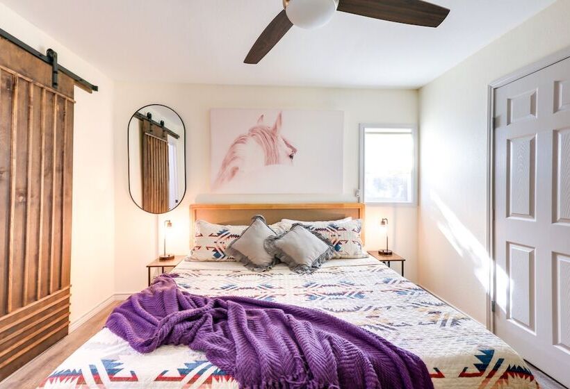 Horse Friendly Weatherford Oasis W/ Splash Pool