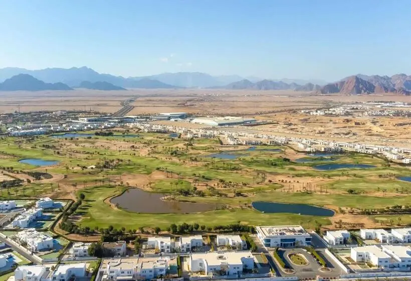 هتل Pickalbatros Golf Luxury Suites - All Inclusive