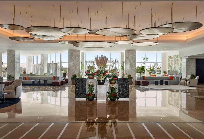 هتل PickalBatros Luxury Suites