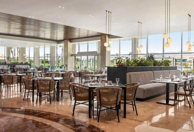 هتل PickalBatros Luxury Suites