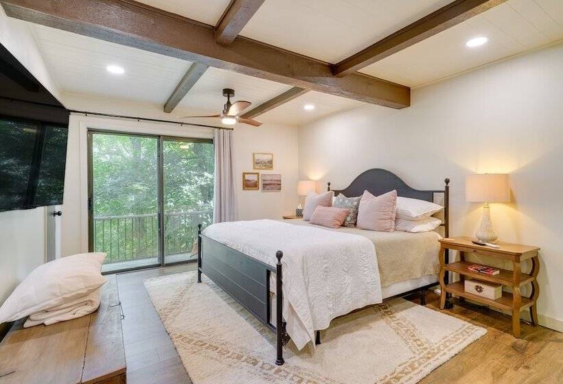 Idyllic Eufaula Vacation Rental: Close To Lake!