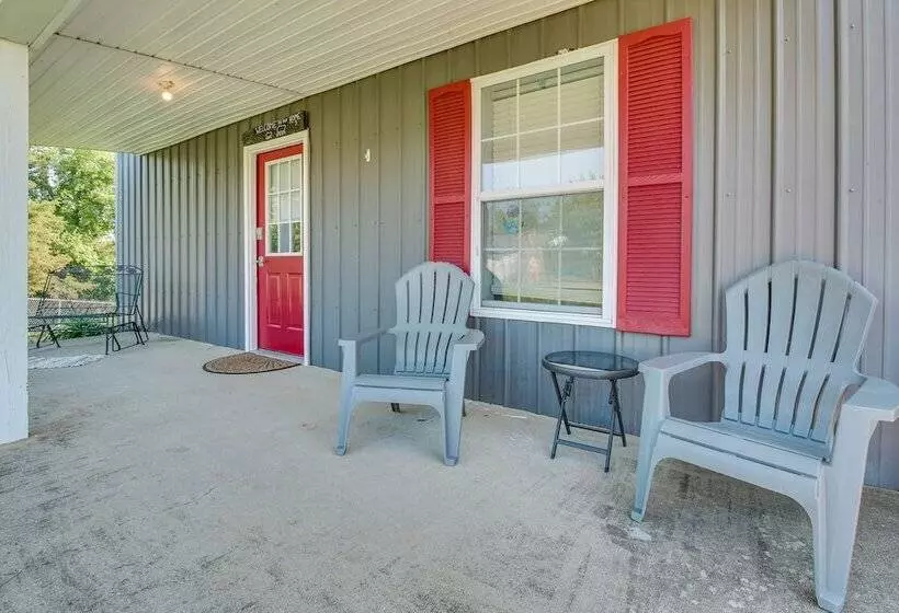 Kentucky Retreat Near Williamstown Lake!