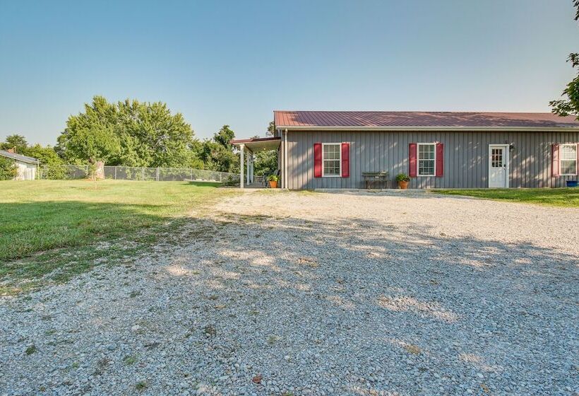 Kentucky Retreat Near Williamstown Lake!