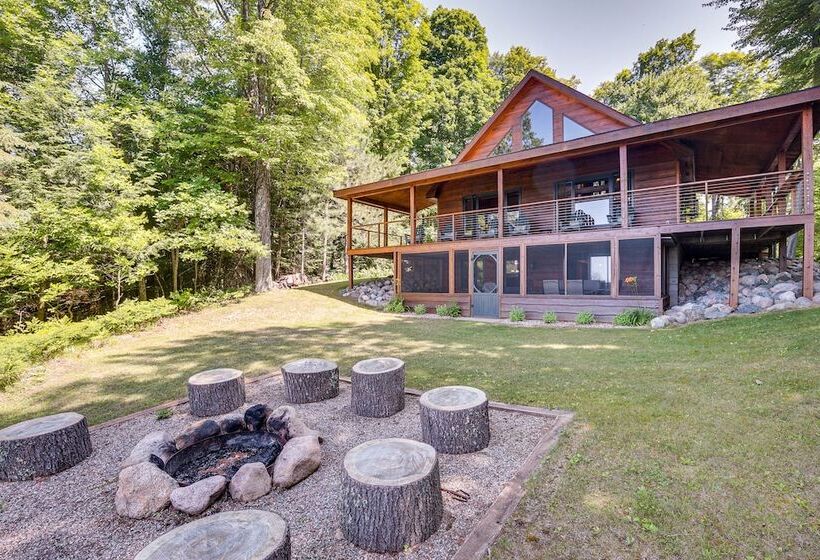 Lakefront Townsend Cabin W/ Fire Pit, Private Dock