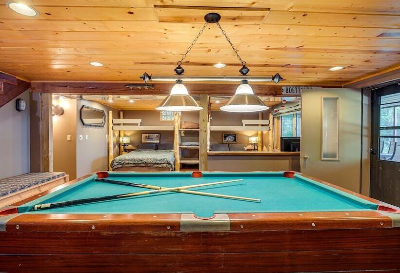 Lakefront Townsend Cabin W/ Fire Pit, Private Dock