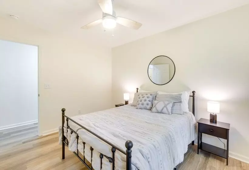 Northport Game Day Getaway: 5 Mi To University!